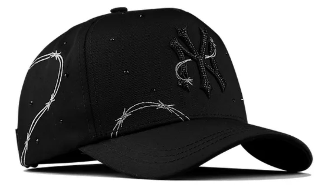 HATS ADRIEL FAVELA